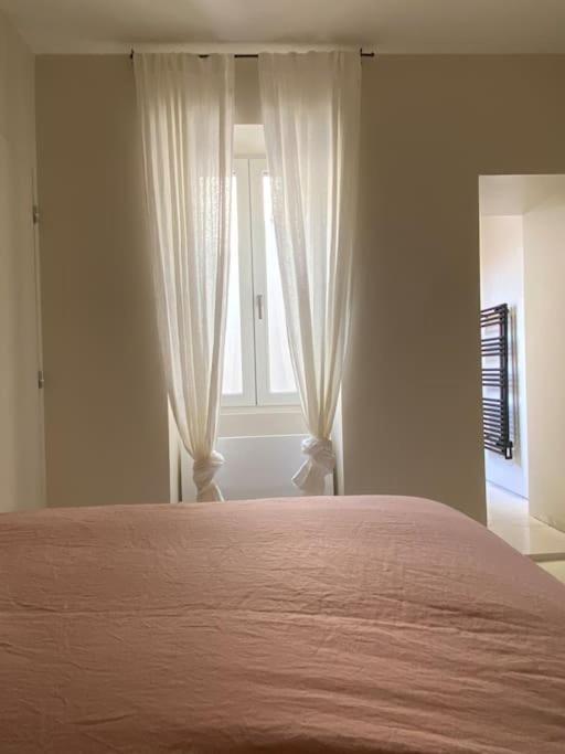 Welcoming, Lovely, Calm & Centrally Located Flat Dijon Bagian luar foto